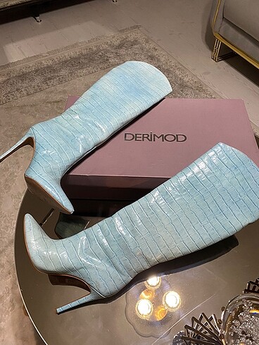 Derimod Derimod hakiki yılan deri topuklu çizme