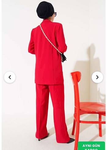 Kırmızı Taşlı Kadın Uzun Ceketli Takım - Görsel 4