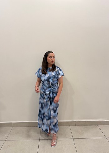 Zara Batik Desenli Saten Elbise