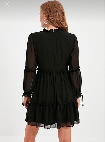 Trendyol & Milla Şifon siyah elbise
