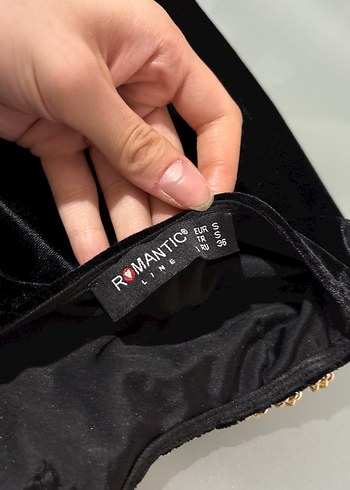 Zincir Detaylı Siyah mini elbise - Görsel 4