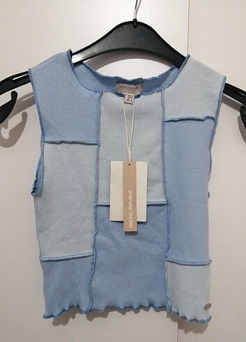 Pull&bear etiketli üst 