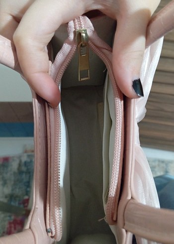 Zara Pembe Fiyonk Detaylı Kadın Çanta