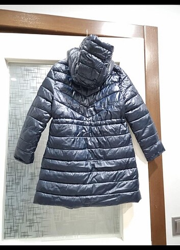 7 Yaş Beden zara mont 8 yaş- 6/7yaş için uygun
