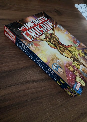 Beden Infinity Crusade Çizgi Roman Seti 1-2