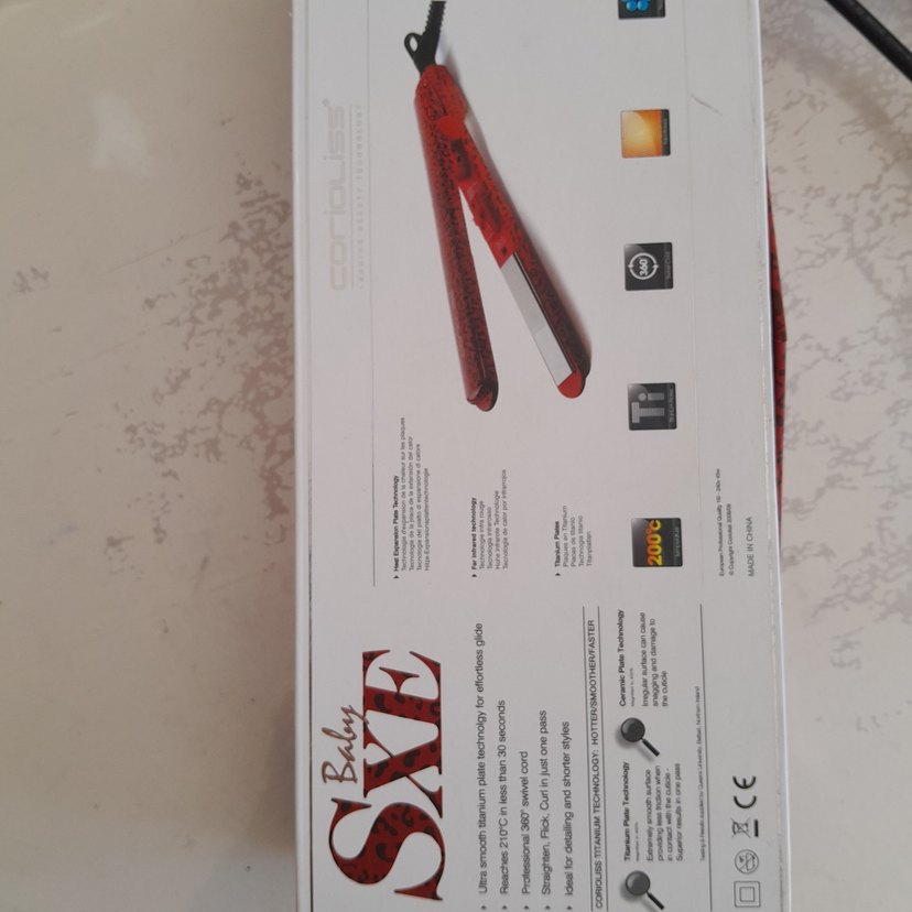 Kırmızı Saç Düzleştirici 200°C Isı Ayarı - Görsel 3