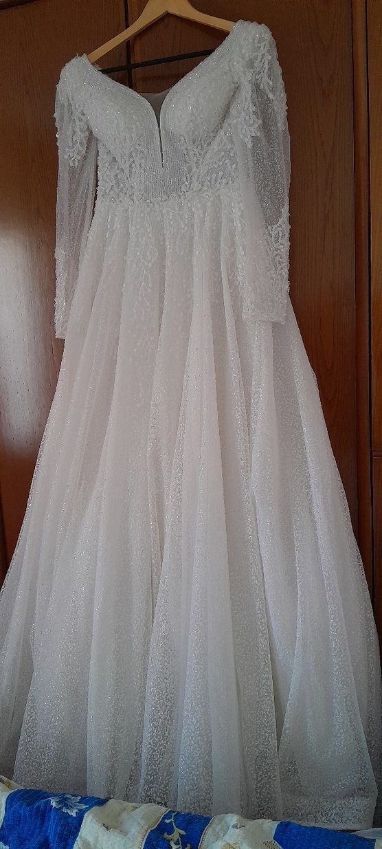 Helen model V yaka uzun kollu prenses gelinlik - Görsel 2