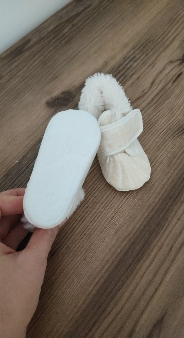 Kız Bebek Beyaz Kürklü ayakkabı/ panduf - Görsel 2