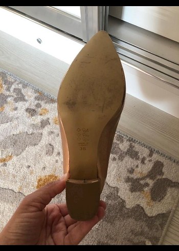38 Beden Parlak Altın Renkli Blok Topuklu Kadın Stiletto