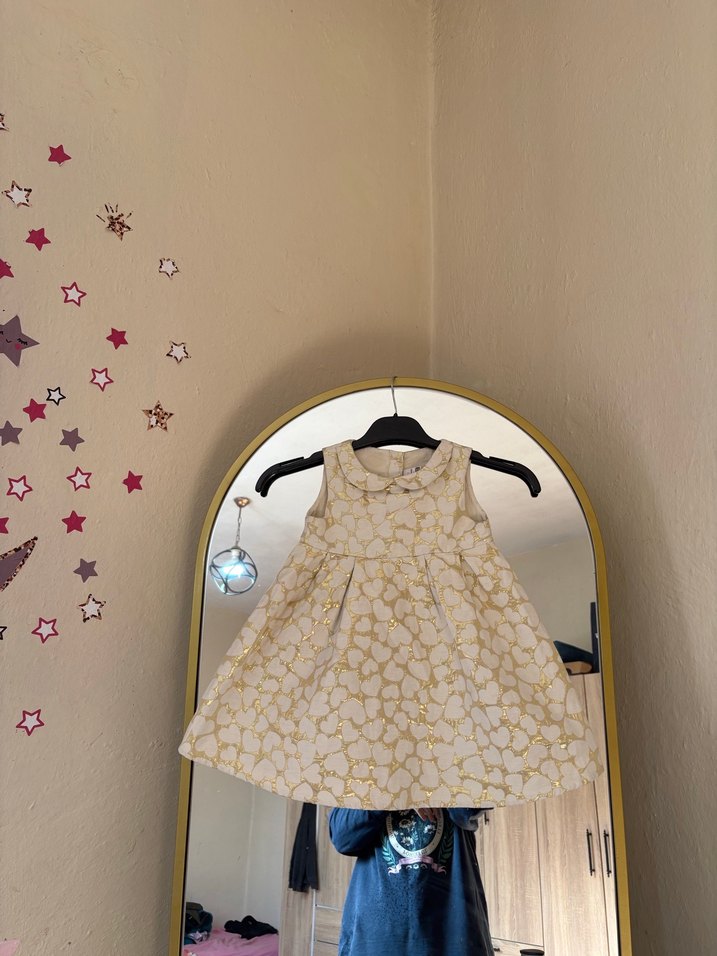 Kolsuz Altın Renkli Kız Çocuk Elbise - Görsel 4