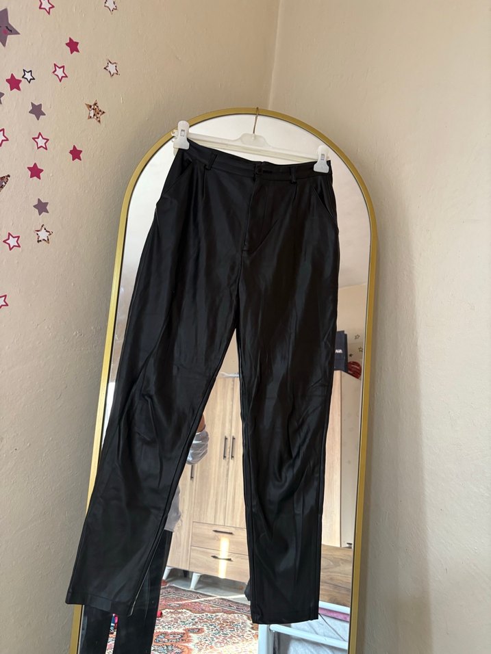 Kadın Siyah Deri  Pantolon - Görsel 2