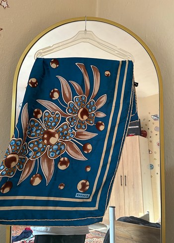 Mavi Bohem Çiçek Desenli İpek Eşarp - Görsel 2