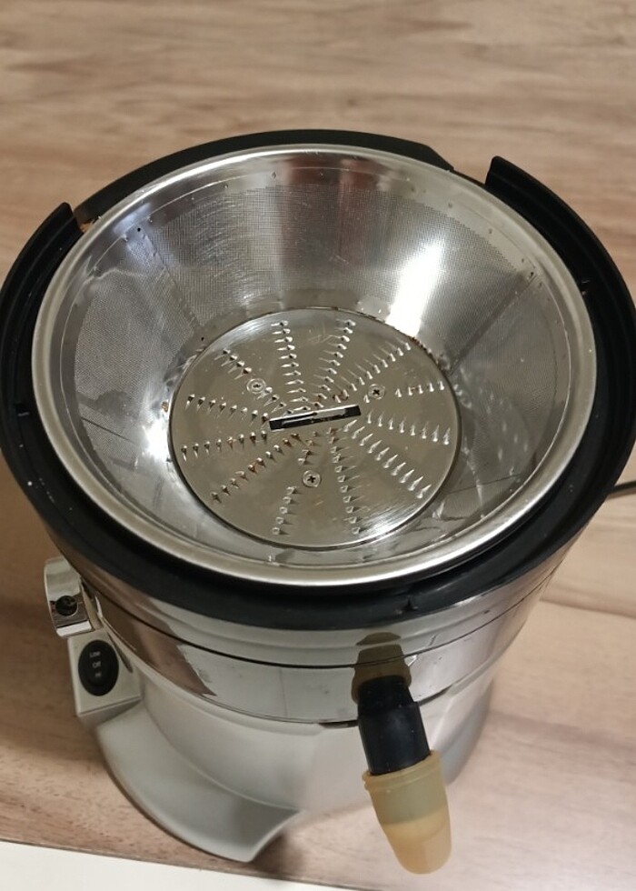 Katı meyve sıkacağı - Görsel 5