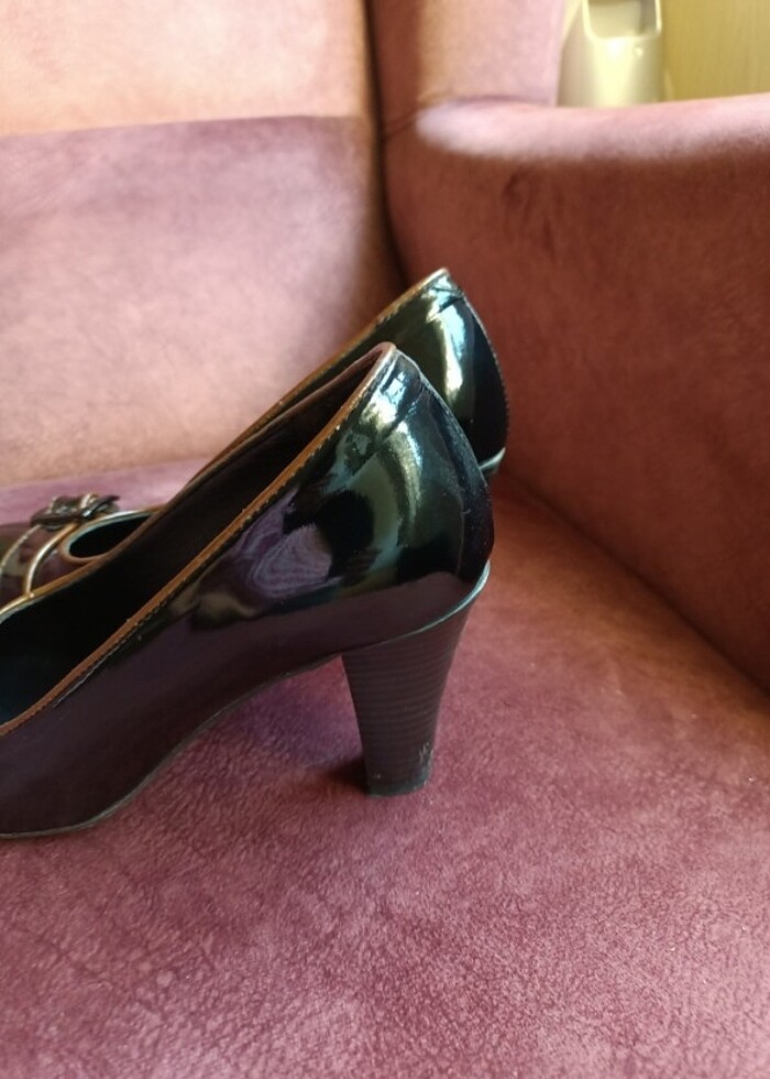 Topuklu ayakkabı - Görsel 2