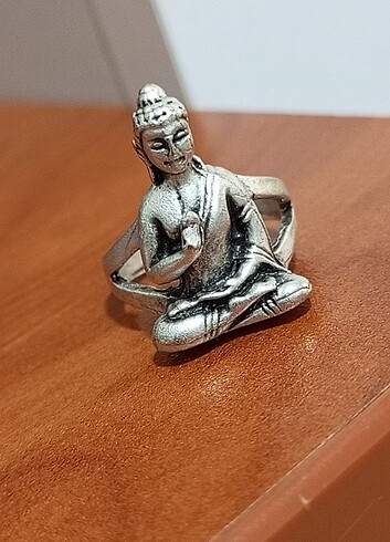 Eski vintage yüzük buda
