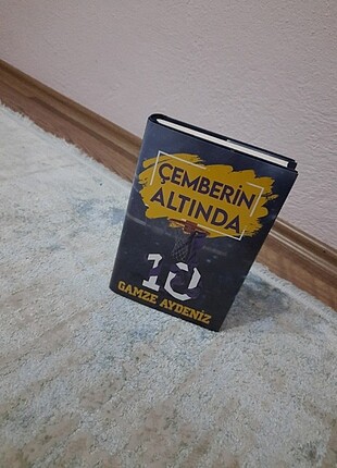 Çemberin altında gamze aydeniz 