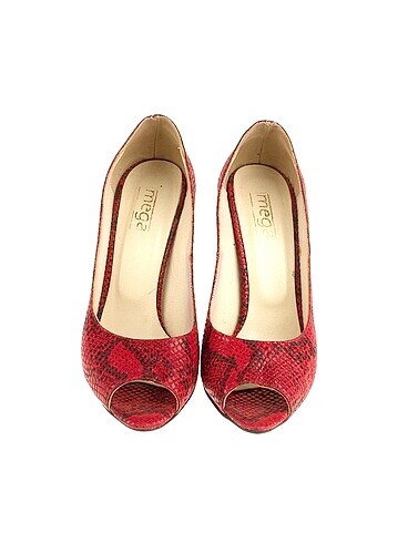 39 Beden Mega Stiletto %70 İndirimli.