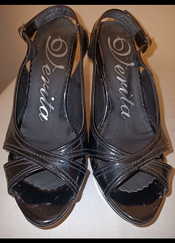 Siyah şık tarz topuklu stiletto tarzı rugan ayakkabı 