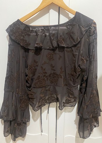 Kahverengi Nakışlı Fırfırlı Uzun Kollu Bluz - Görsel 4