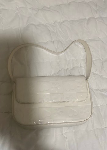 Beyaz Tokalı Kadın Omuz Çantası - Görsel 2