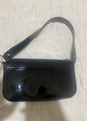 Tokalı Siyah Parlak Deri Kadın Çanta - Görsel 3