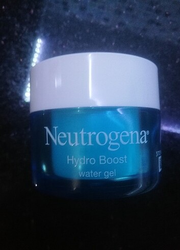Neutrogena hydro boost 