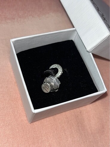 Pandora Pandora kar kuresi charm