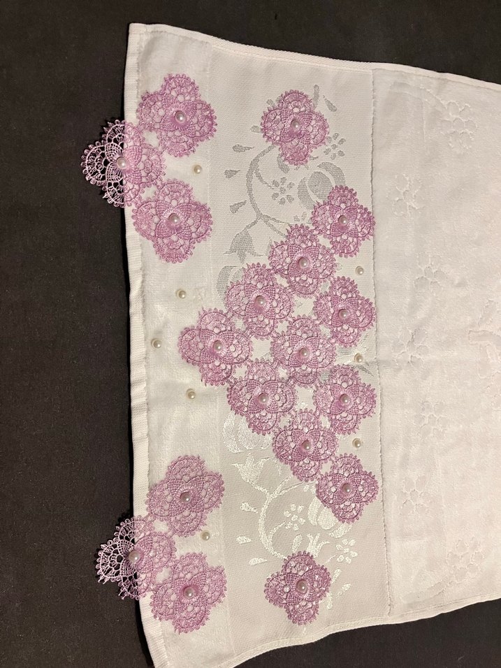 Nakışlı Beyaz Çeyizlik Havlu - Görsel 2
