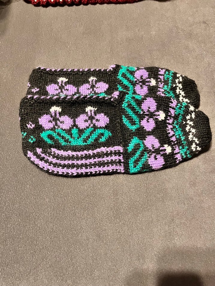 Renkli Örgü Kız Çorapları - Görsel 3