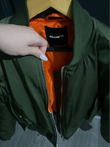 Pull and Bear bomber mont