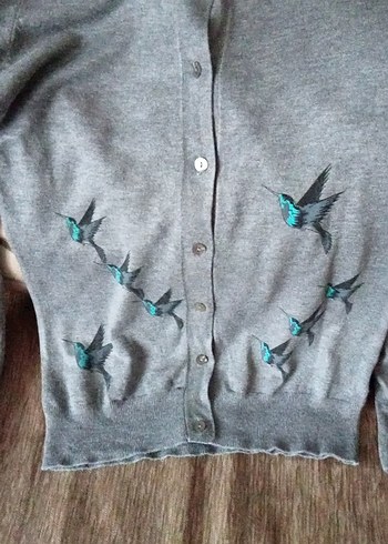 Düğmeli Gri Nakışlı Kadın kuş işlemeli - Görsel 4