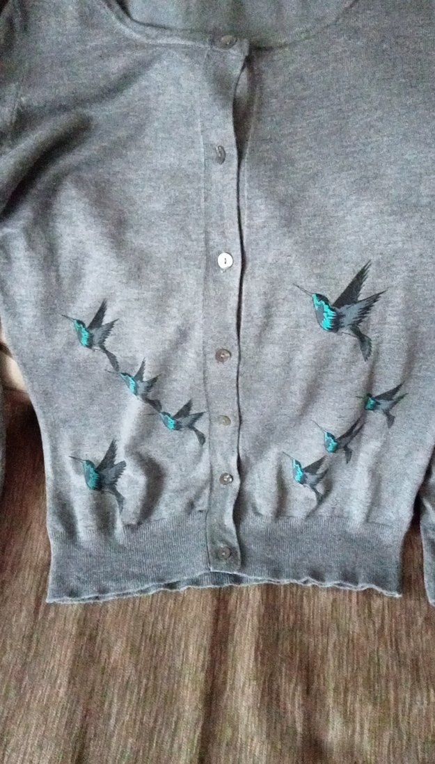 Düğmeli Gri Nakışlı Kadın kuş işlemeli - Görsel 4