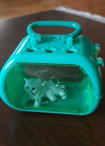 Kidsmania Kitty çantasında minik kedi