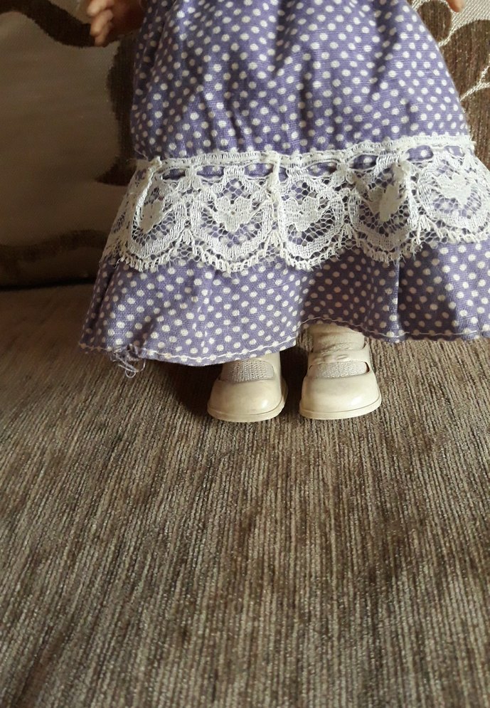 Leydi Diana Bebek Mor ve Beyaz Dantel Detaylı Bebek 30 cm - Görsel 3