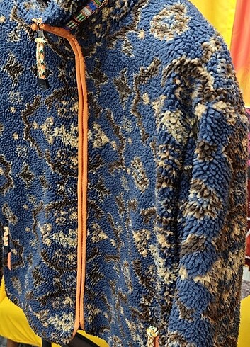 xl Beden Zara Peluş Mont