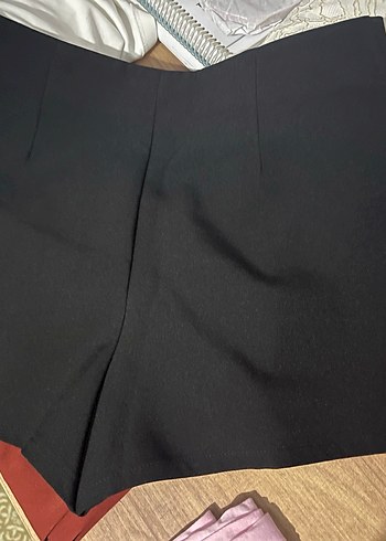 KOTON SİYAH DETAYLI MİNİ ŞORT ETEK - Görsel 2