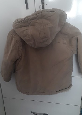 Bej Erkek Çocuk Peluş Kapüşonlu Mont - Görsel 4