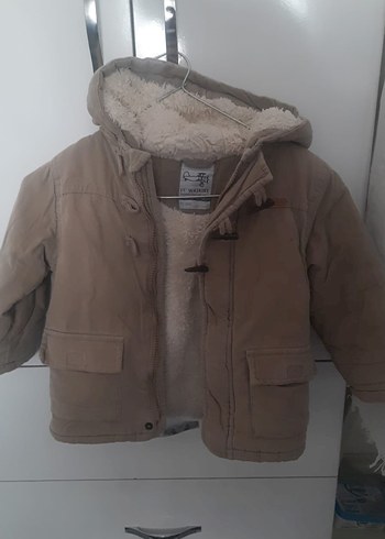 Bej Erkek Çocuk Peluş Kapüşonlu Mont - Görsel 2