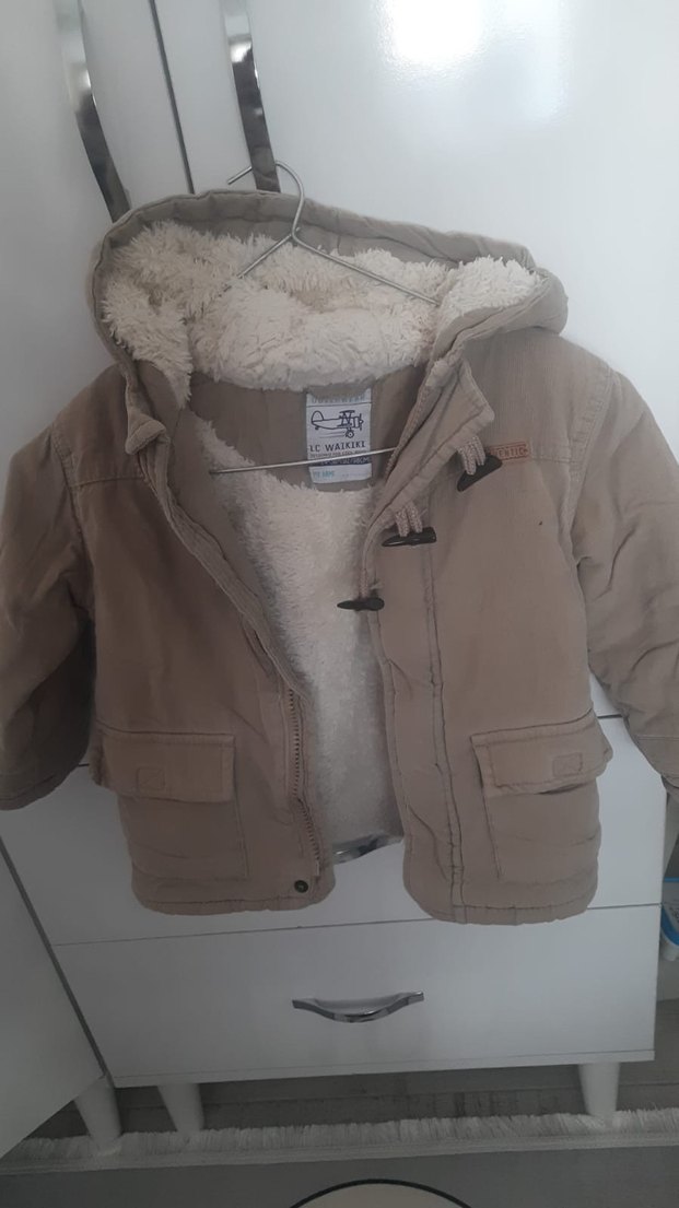 Bej Erkek Çocuk Peluş Kapüşonlu Mont - Görsel 3