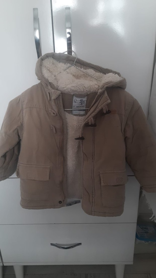 Bej Erkek Çocuk Peluş Kapüşonlu Mont - Görsel 2
