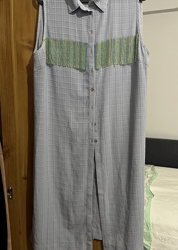 TWİST Mavi Nakışlı Düğmeli Kolsuz Gömlek - Görsel 2