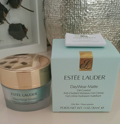 DayWear Matte Nemlendirici