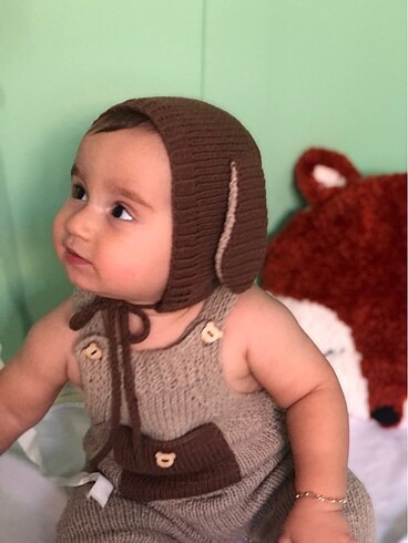 Kulaklı bağlamalı örgü bebek şapkası - Görsel 2