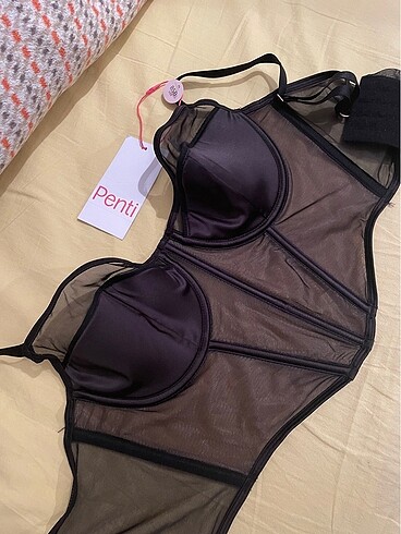 Siyah korse sütyen bralet