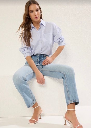 Düğmeli Mavi Bağlama Desenli Kadın Kot Pantolon - Görsel 2