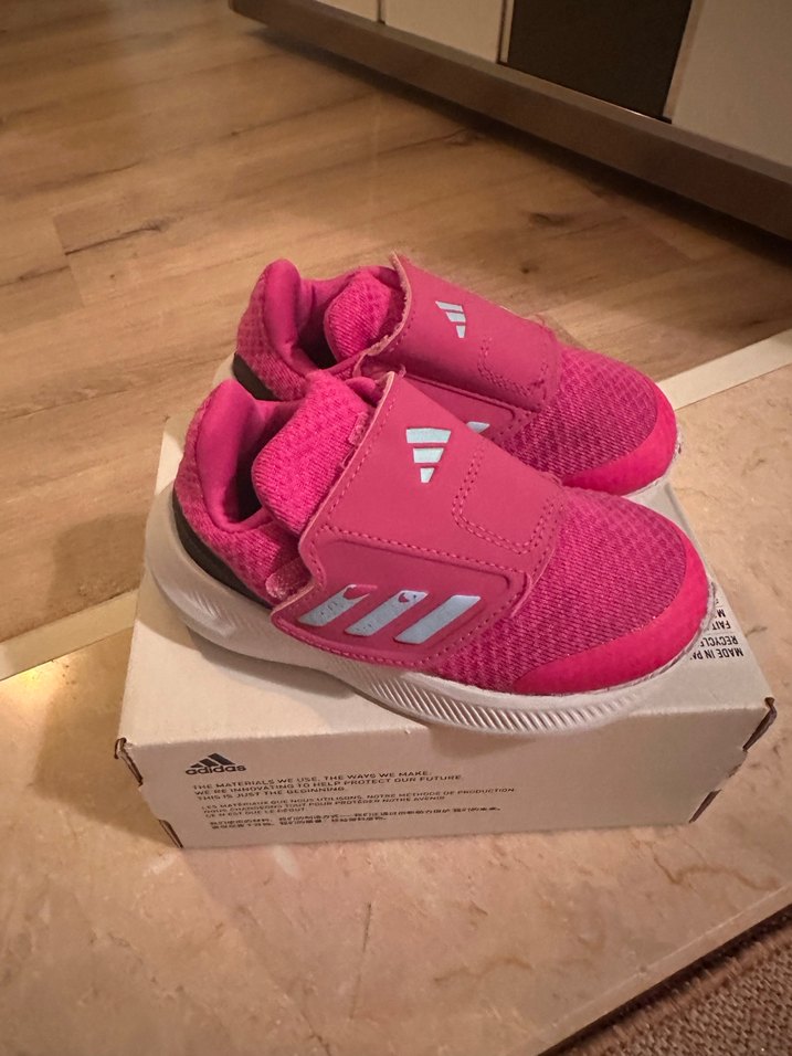 Kız Çocukları İçin Renkli Adidas Spor Ayakkabı - Görsel 2