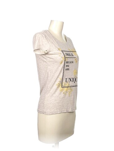 Defacto Defacto T-shirt %70 İndirimli.