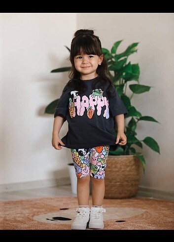 Zara kız çocuk takım sıfır etiketli 