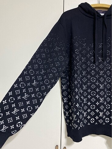 m Beden sweatshirt