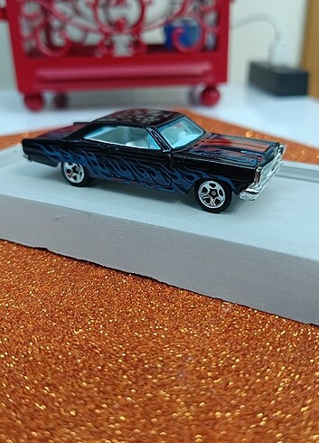 HOT WHEELS 66 FORD 427 FAİRLANE